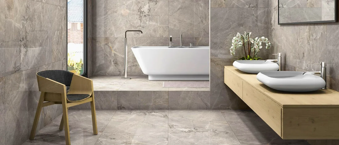 Modernes Badezimmer